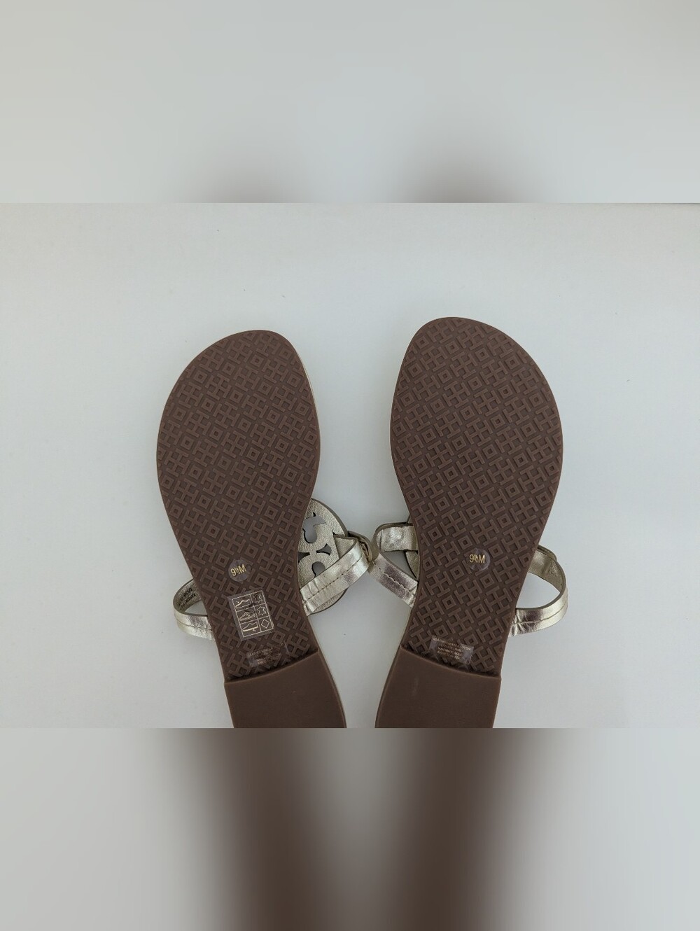 NWOT! Tory Burch Miller Studded Sandal In Gold Size 9.5 - Picture 15 of 16